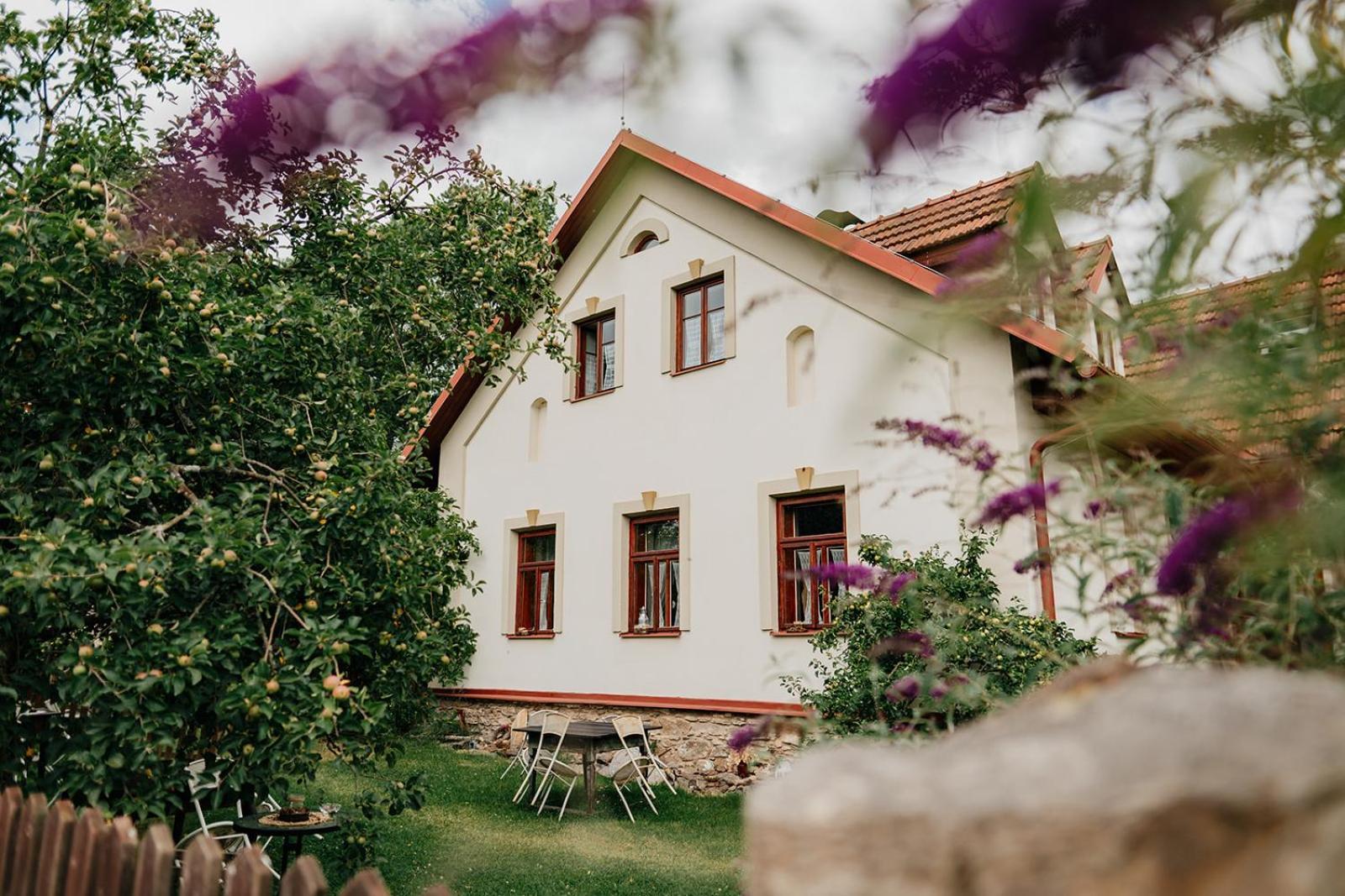 Restaurant A Penzion Na Cechach Hotel Korouhev Luaran gambar
